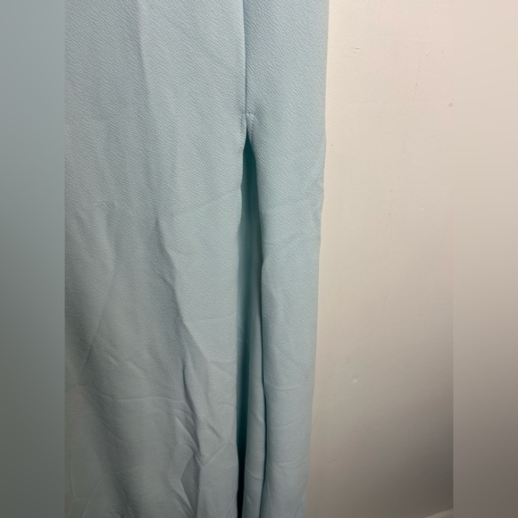 Club L NWT Elegant Light Blue Floral Dress Wedding Guess Size 6 Slip Stretch - Picture 7 of 12